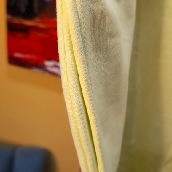 GAP YELLOW SWEAT SHORTS XXL - Picture 6 of 9